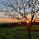 Campo de lujo Osada Na Hurce