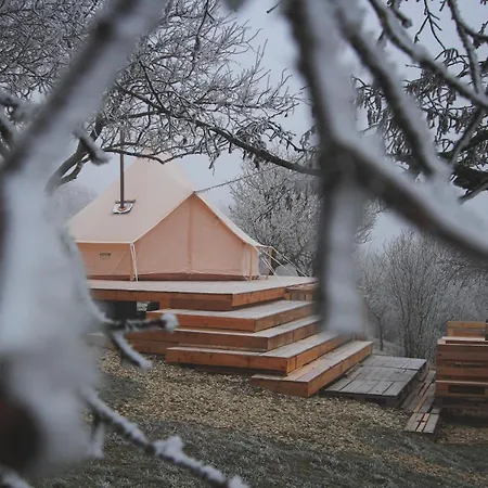 Luxury tent Osada Na Hurce *