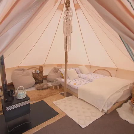 Osada Na Hurce Luxury tent Hustopece