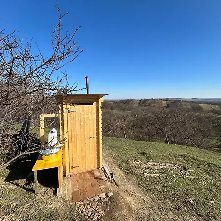 Luxusní stan Osada Na Hurce Hustopeče